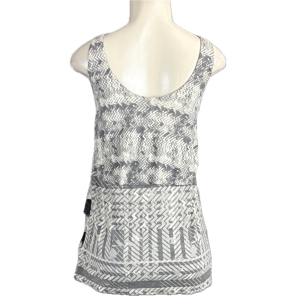 Silence + Noise Urban Outfitters L Gray Chevron Tiered Lace Mesh Trim Tank Top - Picture 5 of 8